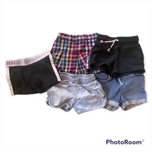 Bundle of girls shorts size 3T